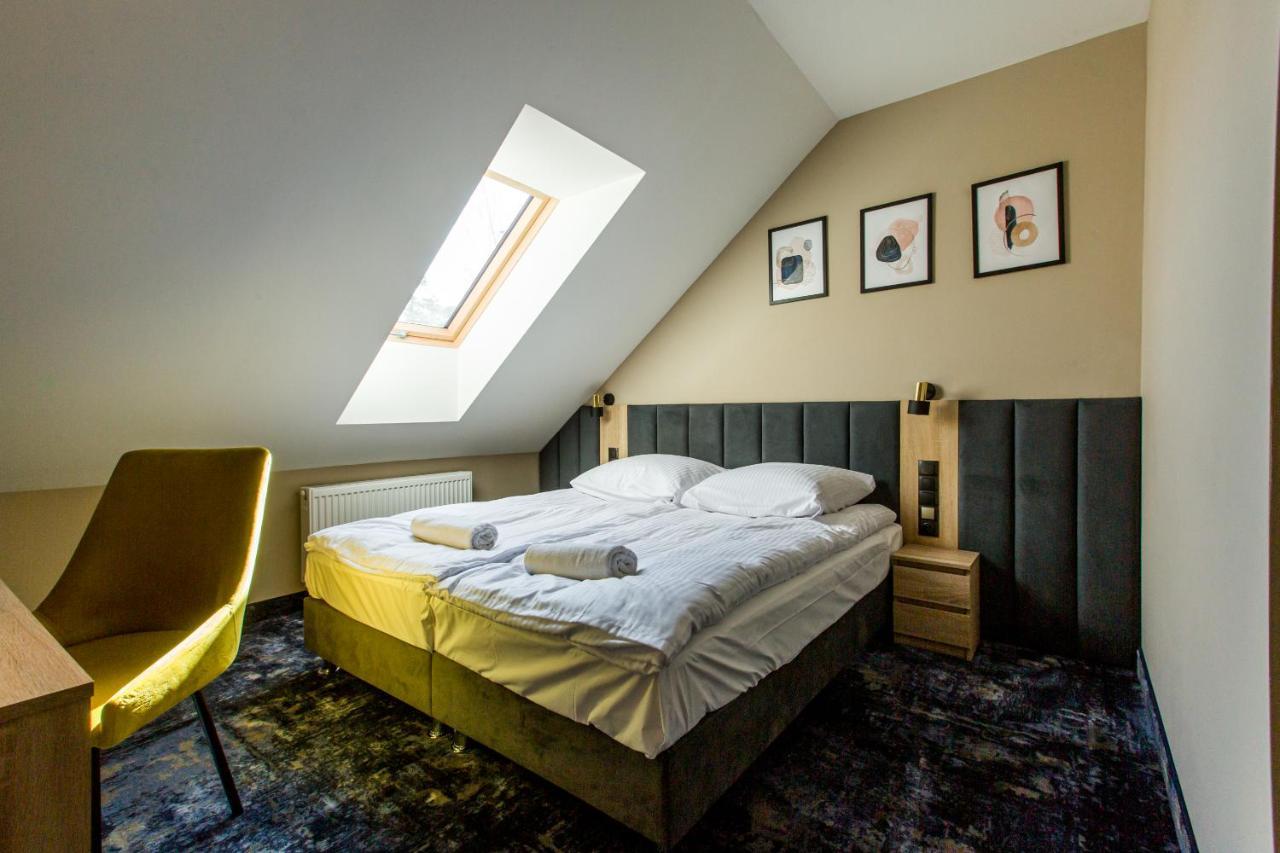 Hotel Zodiak Sucha  Extérieur photo
