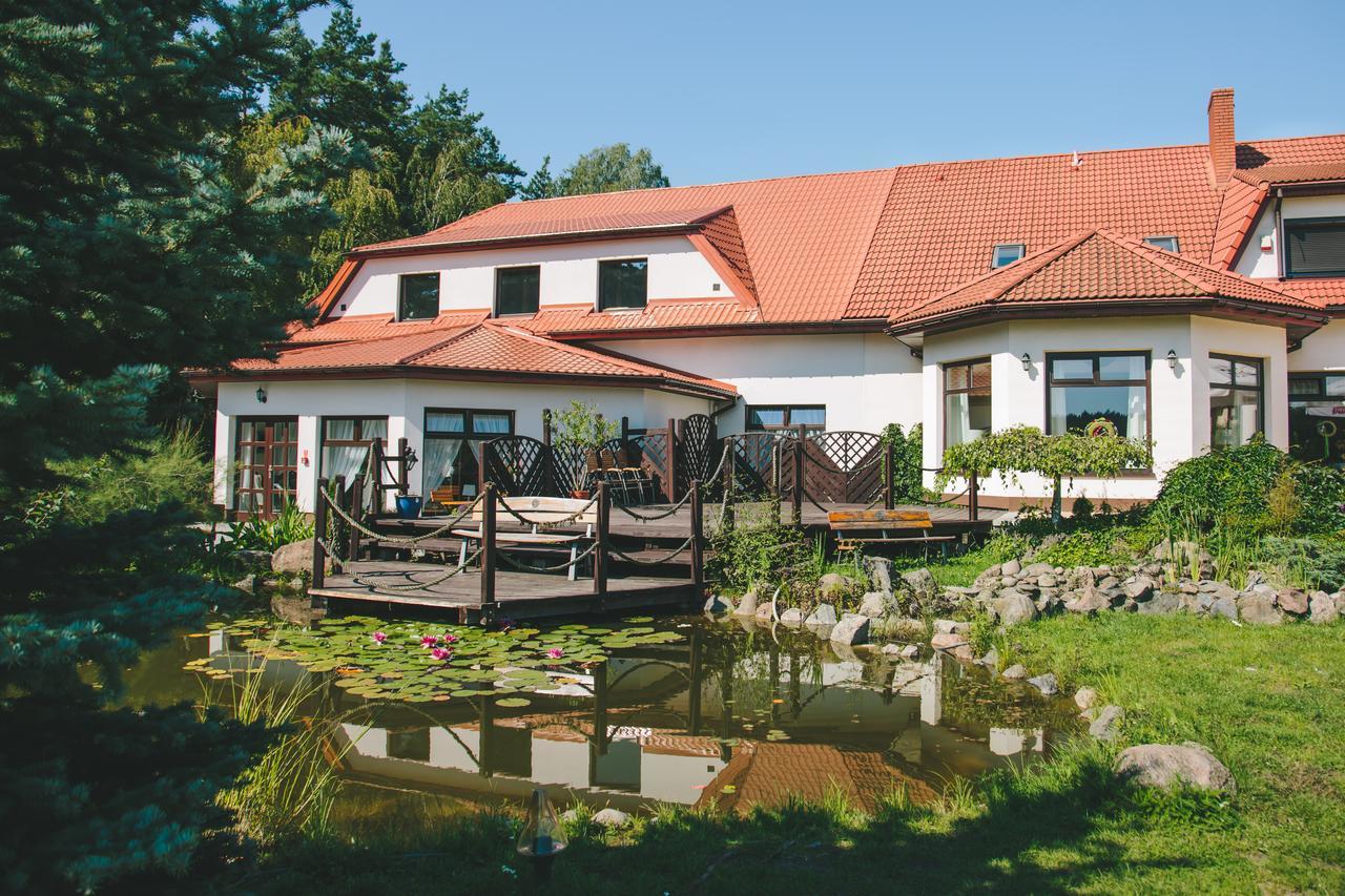 Hotel Zodiak Sucha  Extérieur photo
